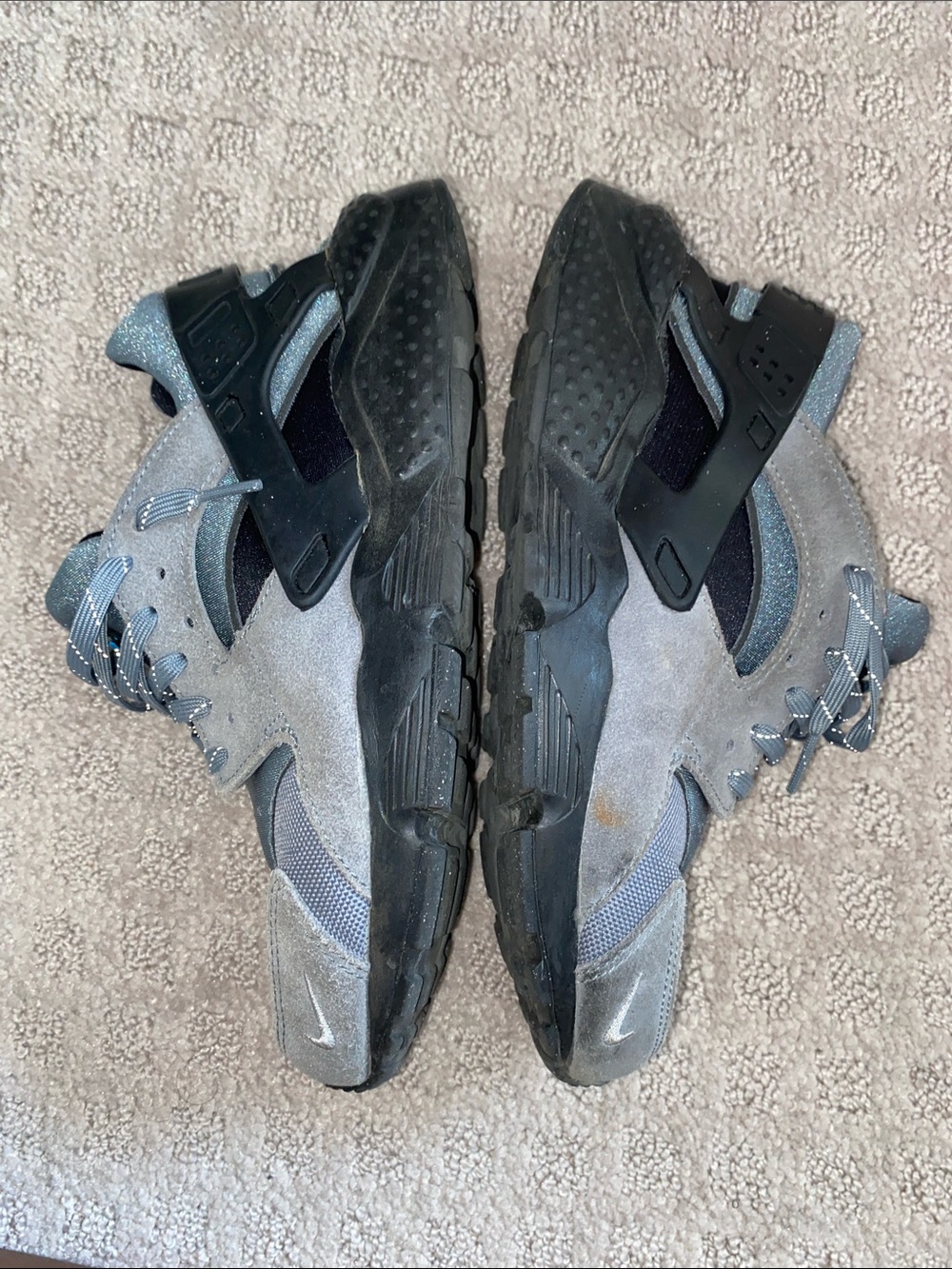 Nike Huarache Sneakers - Picture 5 of 7